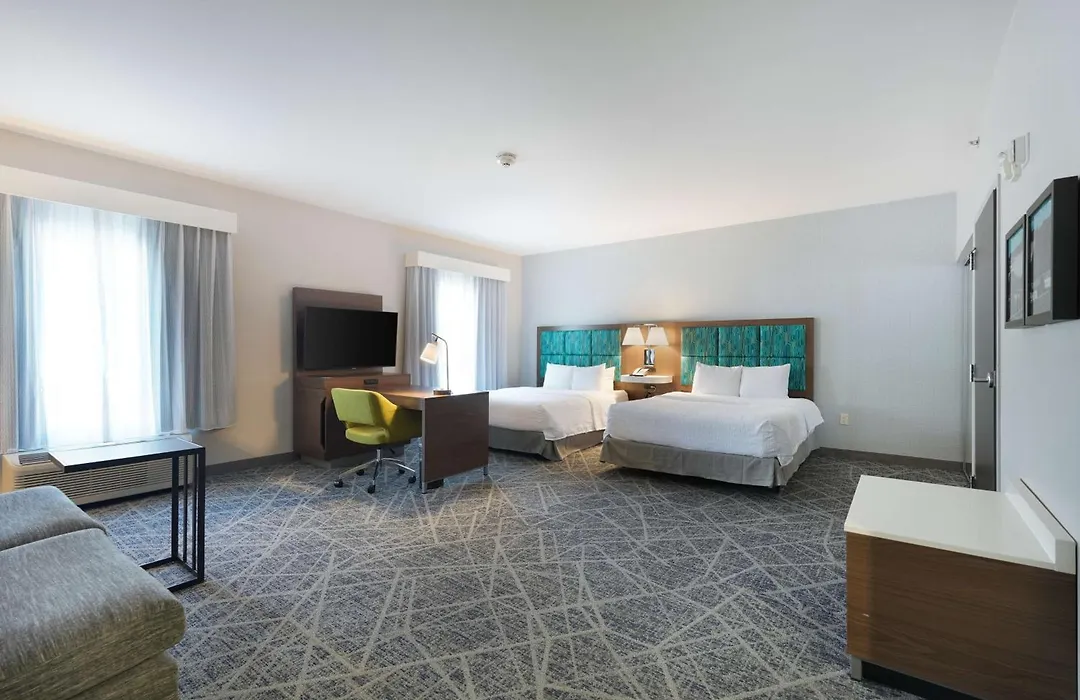 Hampton Inn And Suites Tulsa Central-1